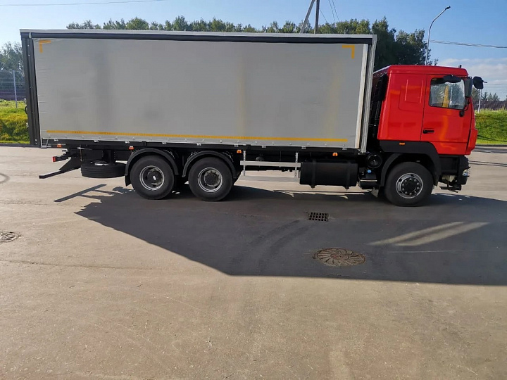 Шторно-бортовой автомобиль 8,2 м на шасси МАЗ-631228-8575-012